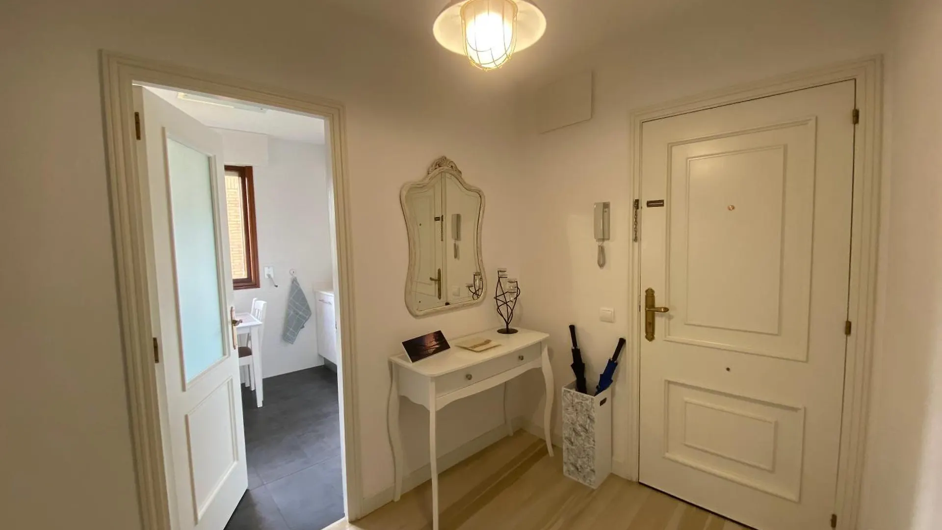 Apartamento Los Chopos Santander Apartment